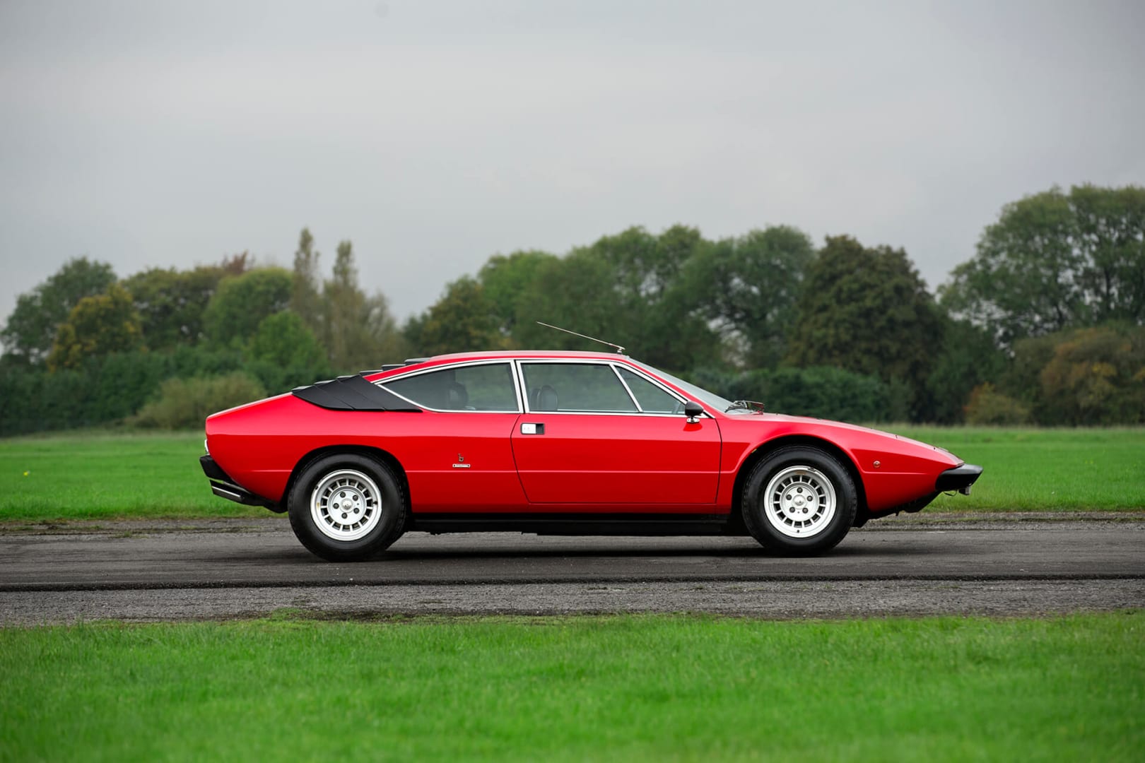 1975 Lamborghini Urraco P300 | Girardo & Co