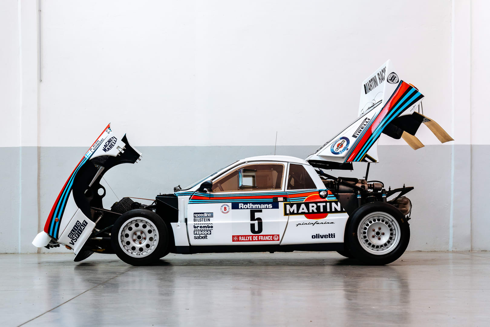 価格改定 Lancia Rally037 Martini Racing 84' 価格改定 Lancia Rally037 Martini Racing 84' Lancia 037