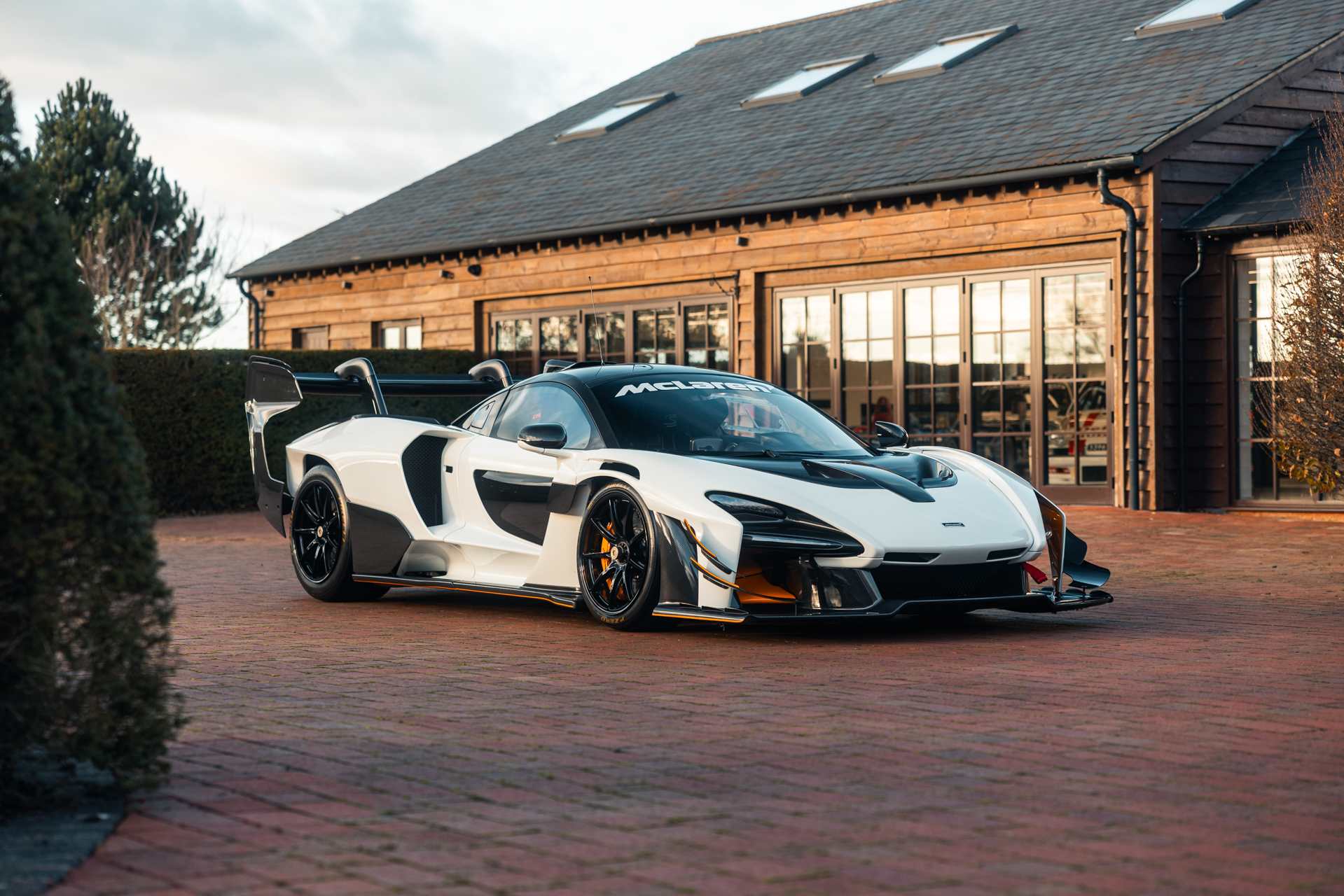 2020 McLaren Senna GTR