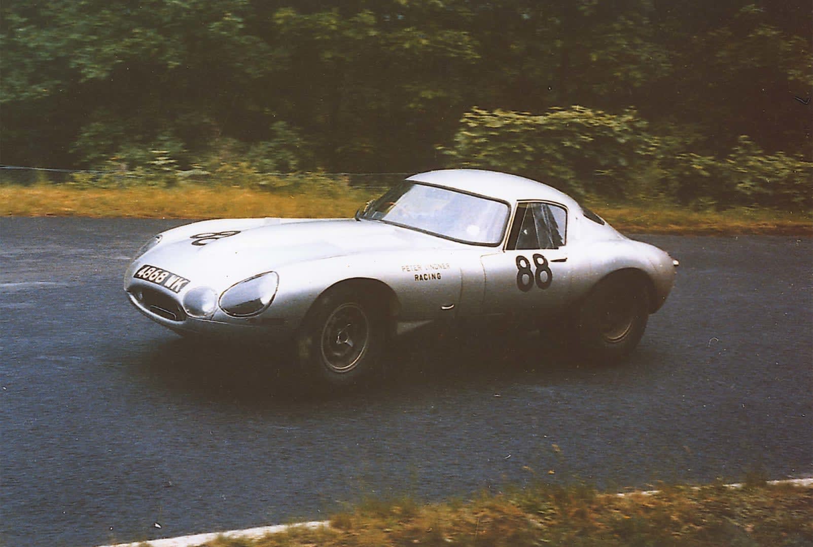 1963 Jaguar E-Type 'Low Drag' Coupé - collectorscarworld