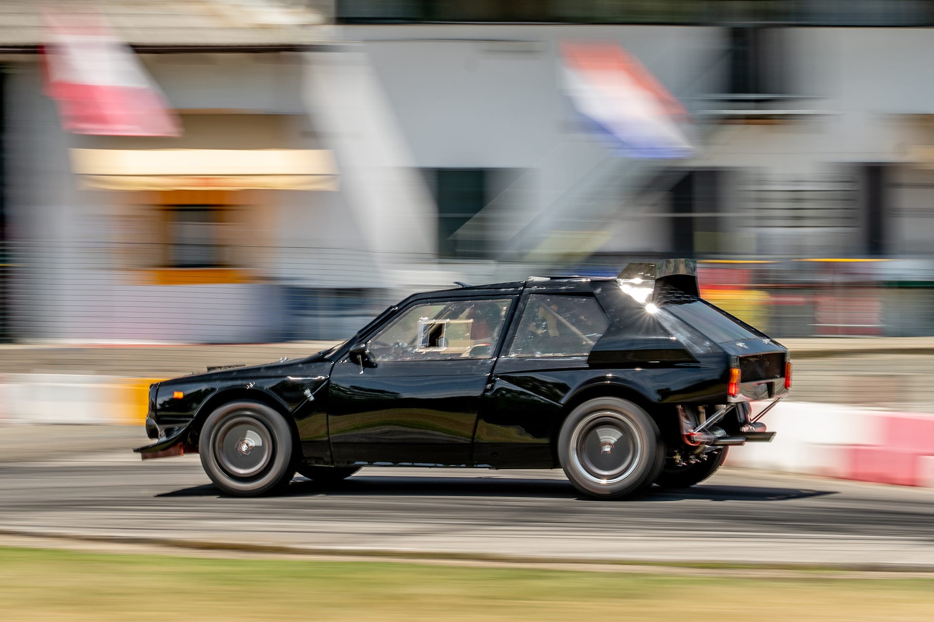 This Is How The Lancia Delta S4 Is Restorated, Only 44 Units Available