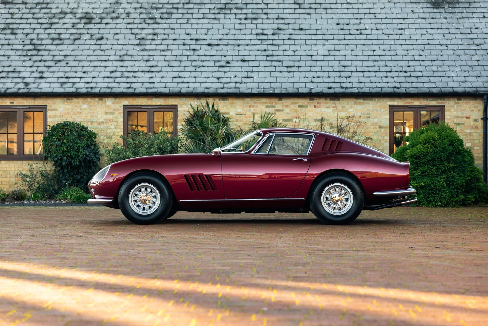 CMC 1:18 – Ferrari 275 GTB/C Rosso Rubino N°4 – Rare Et Neuf